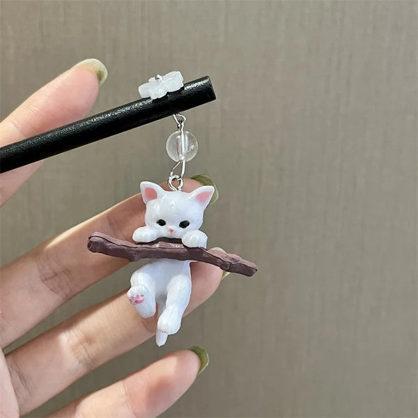 Firewood Resin Cat Hairpin: Embrace Three-Dimensional Charm with a Retro Twist - A Cute and Simple Jewelry Gift!"