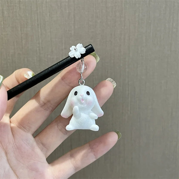 Firewood Resin Cat Hairpin: Embrace Three-Dimensional Charm with a Retro Twist - A Cute and Simple Jewelry Gift!"