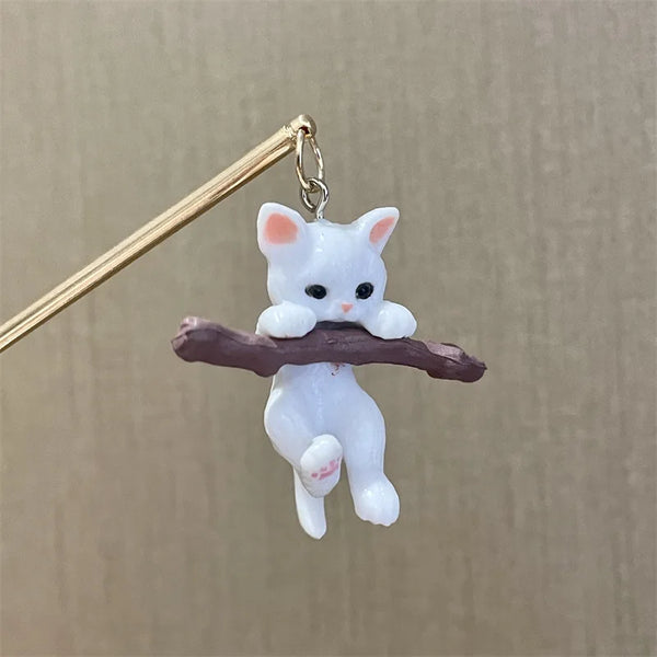 Firewood Resin Cat Hairpin: Embrace Three-Dimensional Charm with a Retro Twist - A Cute and Simple Jewelry Gift!"